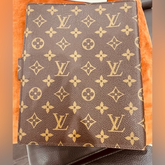 COPY - Authentic Louis Vuitton Monogram Agenda GM/ Large Ring Agenda Cover - Picture 2 of 16